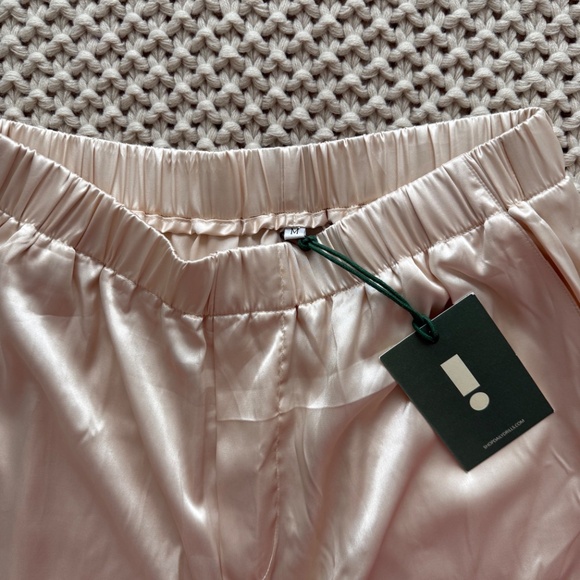 Daily Drills Silk Pants - Picture 2 of 2